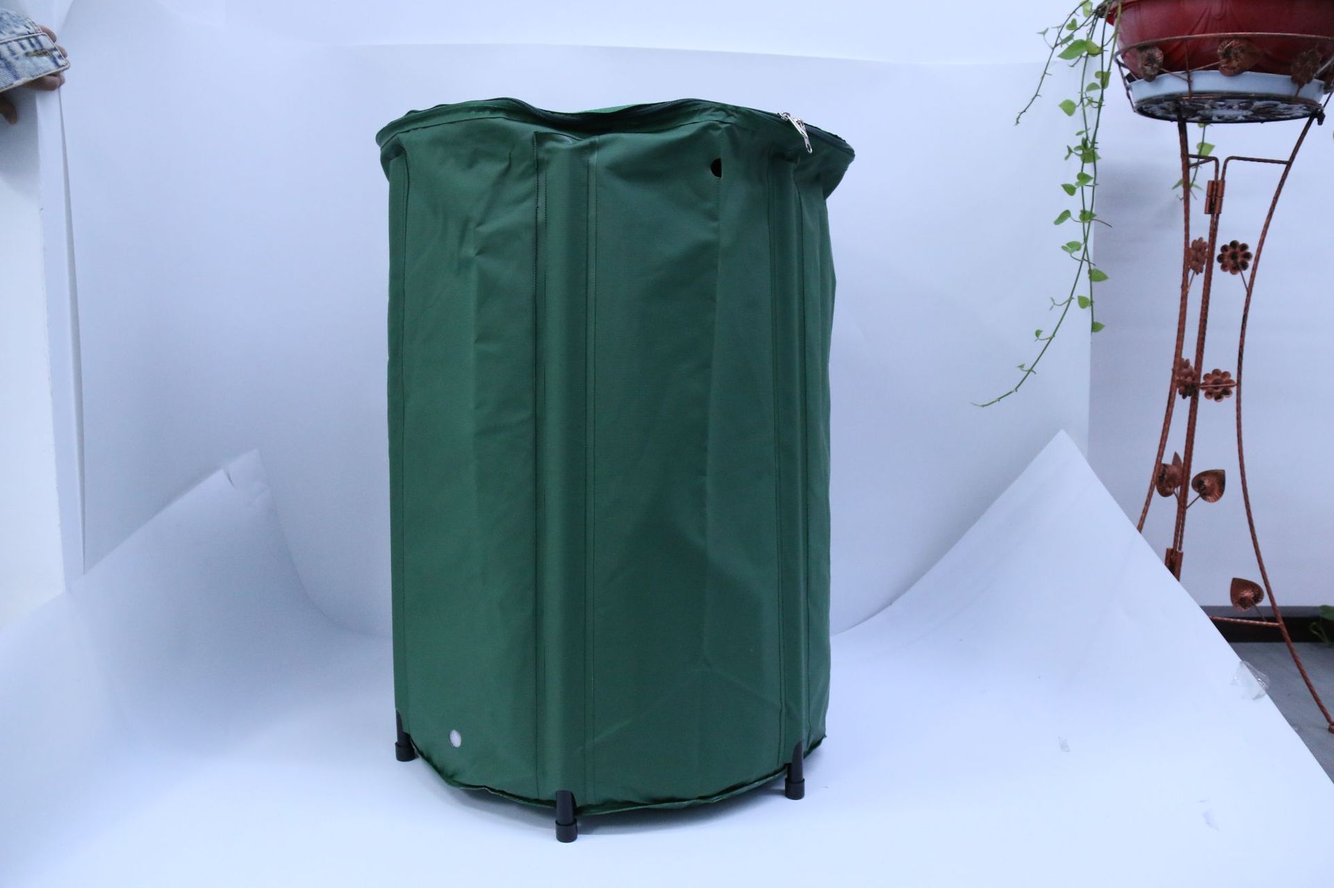 Garden Rainwater Collection & Recycling Bucket – 225L PVC Drip Irrigation Barrel for Home Gardening