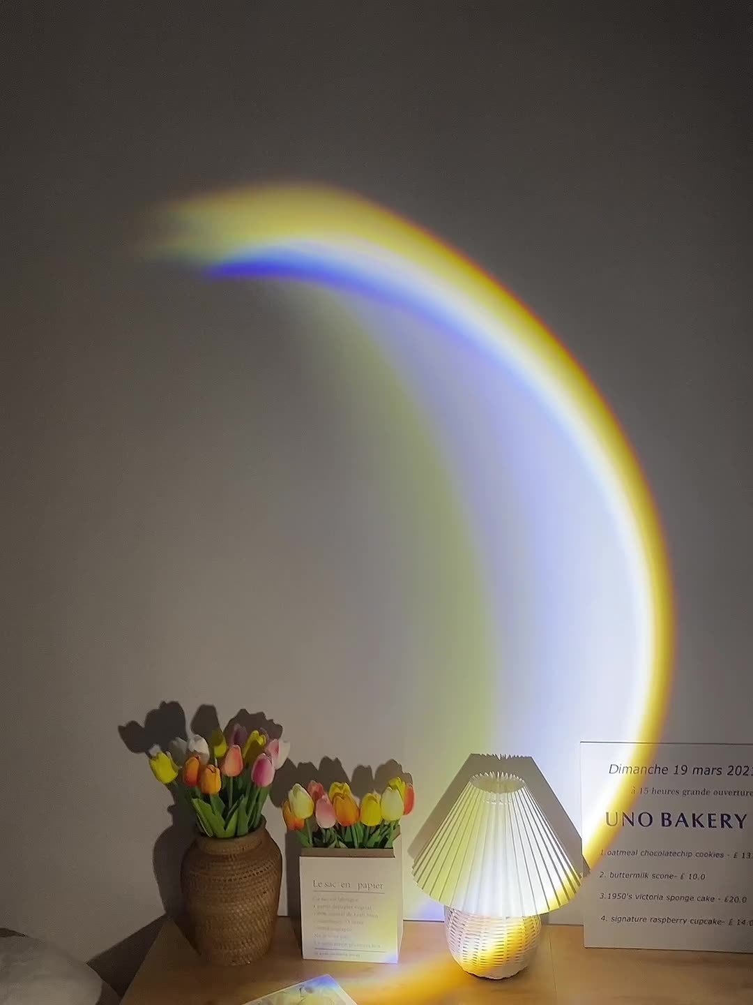 🌙 INS USB Moon Lamp – LED Rainbow Neon Sunset Projector Light