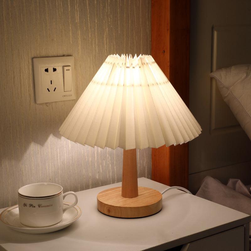 USB Vintage Pleated Table Lamp – Dimmable LED Lamp for Bedroom & Living Room Decor